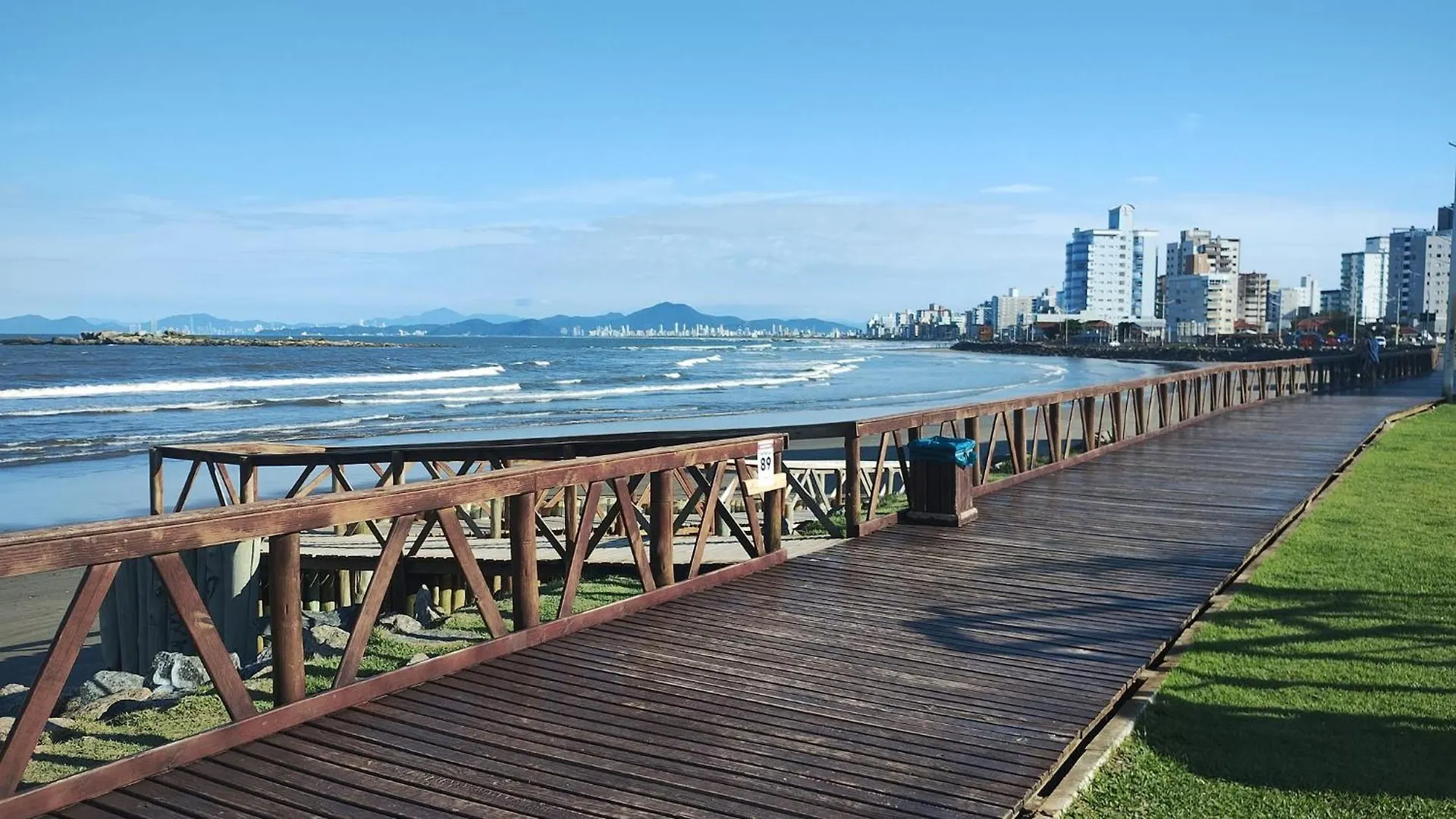 Frentemar Ouroverde Betocarrero Navegantes Casa de hóspedes